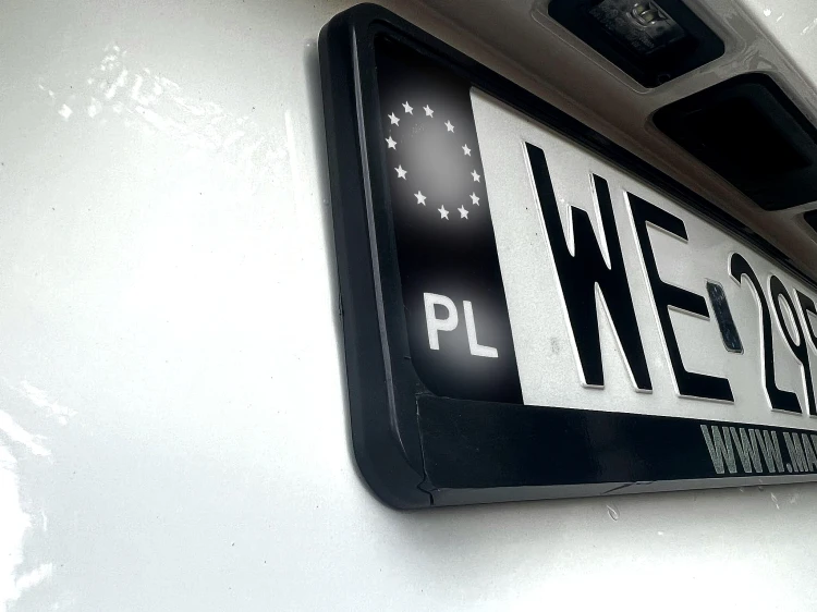 8487.webp