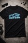 Nadruk odblaskowy na czarnym t-shircie – efekt neon glow motoryzacja